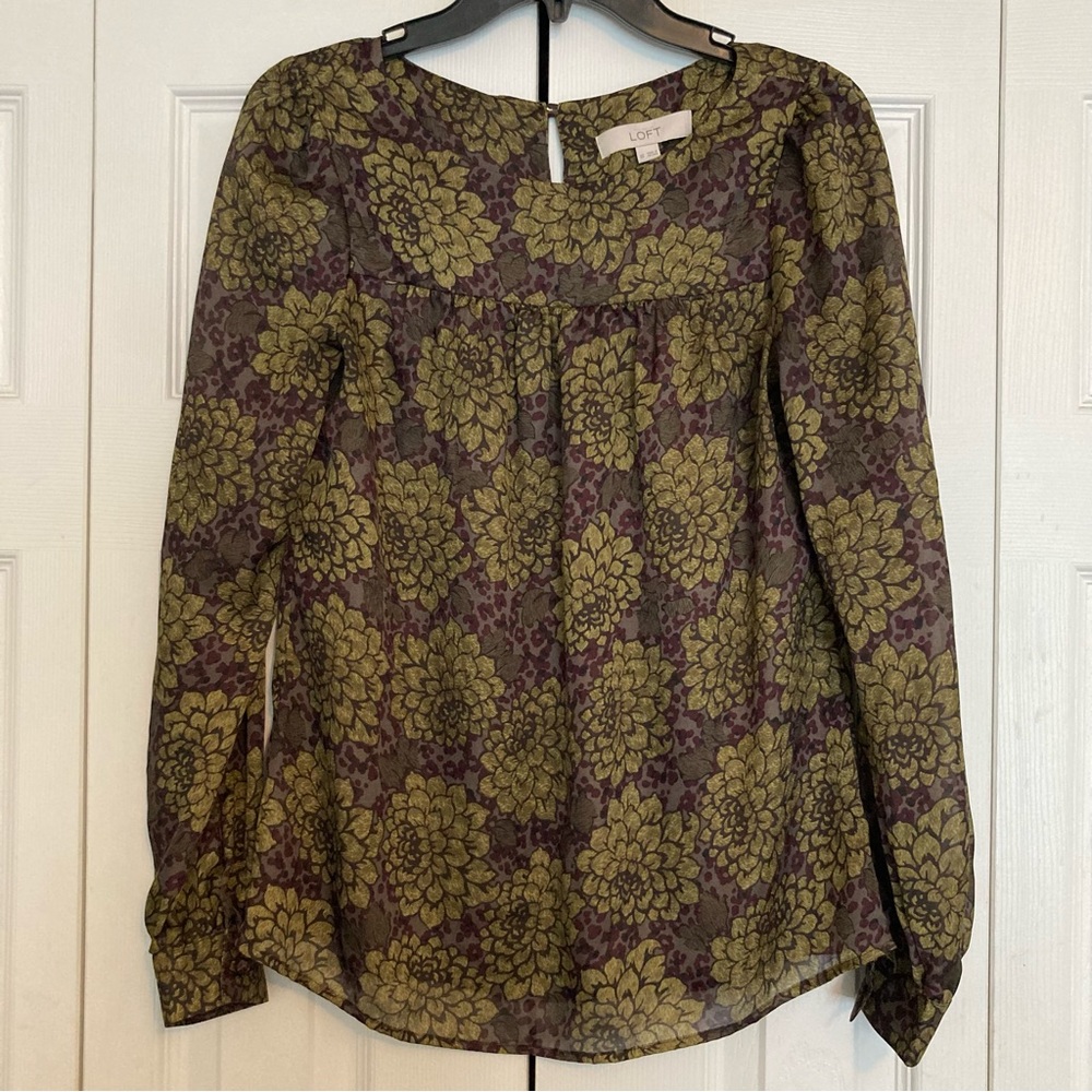 Ann Taylor Loft Silky Blouse Top Women's XS Green Purple Floral Leopard Print